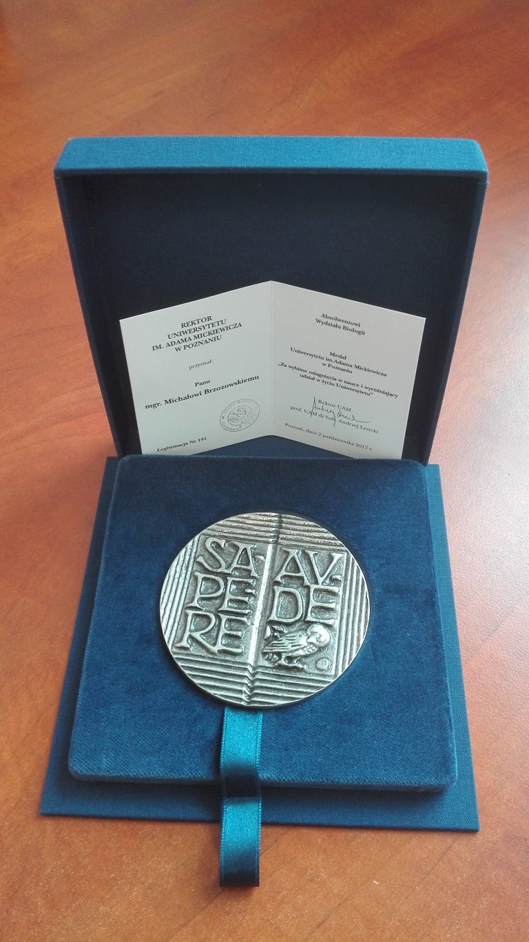 Medal AMU for outstanding achievements